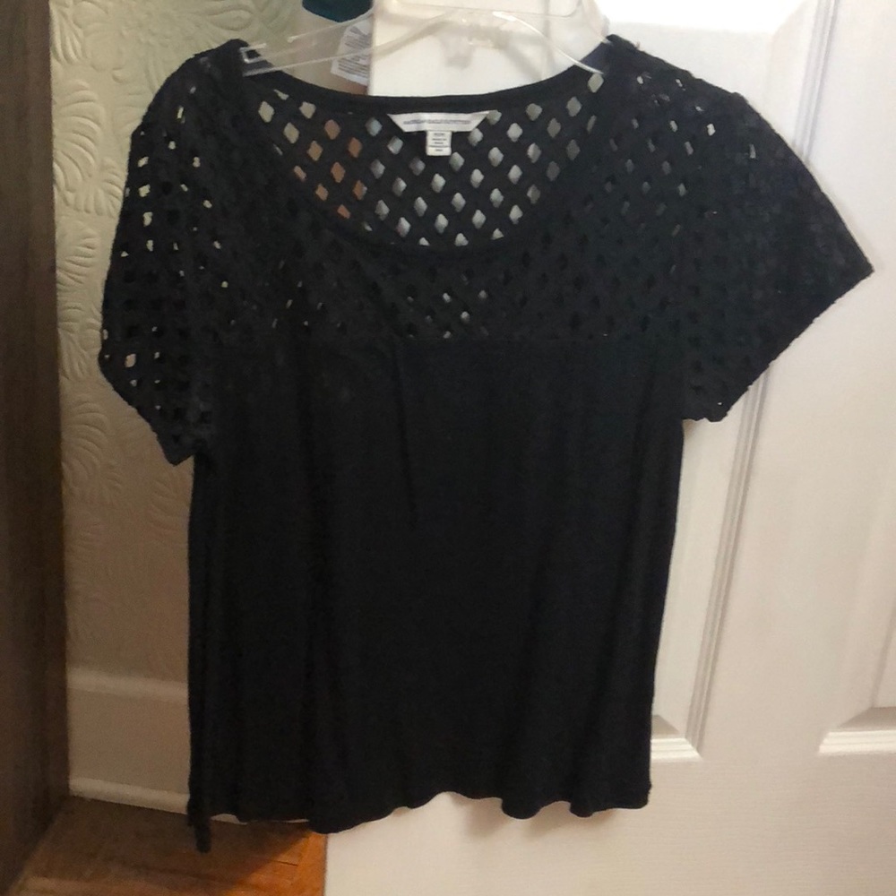Cut out short sleeve top